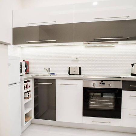 New Luxury Apartment In The Center With A/C Budapest Eksteriør billede