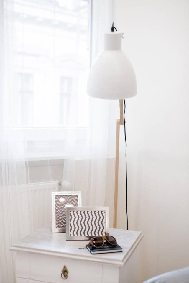New Luxury Apartment In The Center With A/C Budapest Eksteriør billede