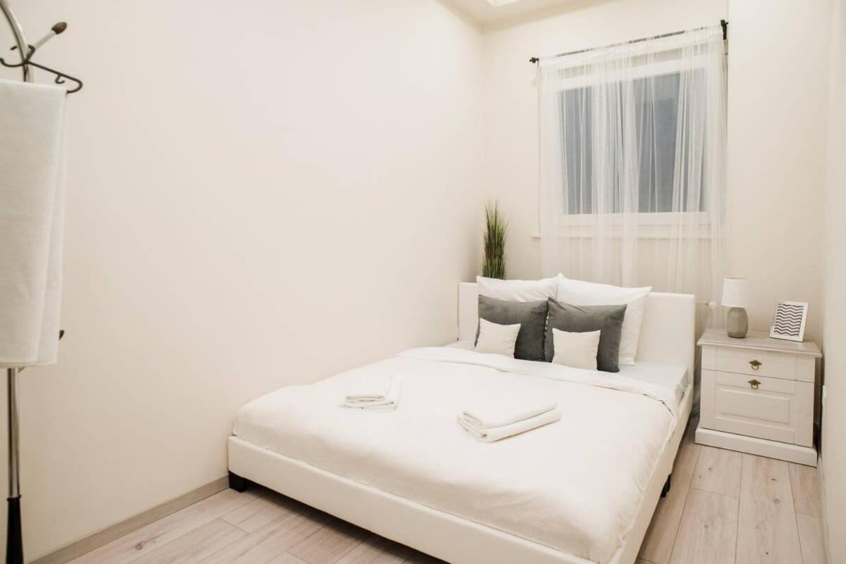 New Luxury Apartment In The Center With A/C Budapest Eksteriør billede