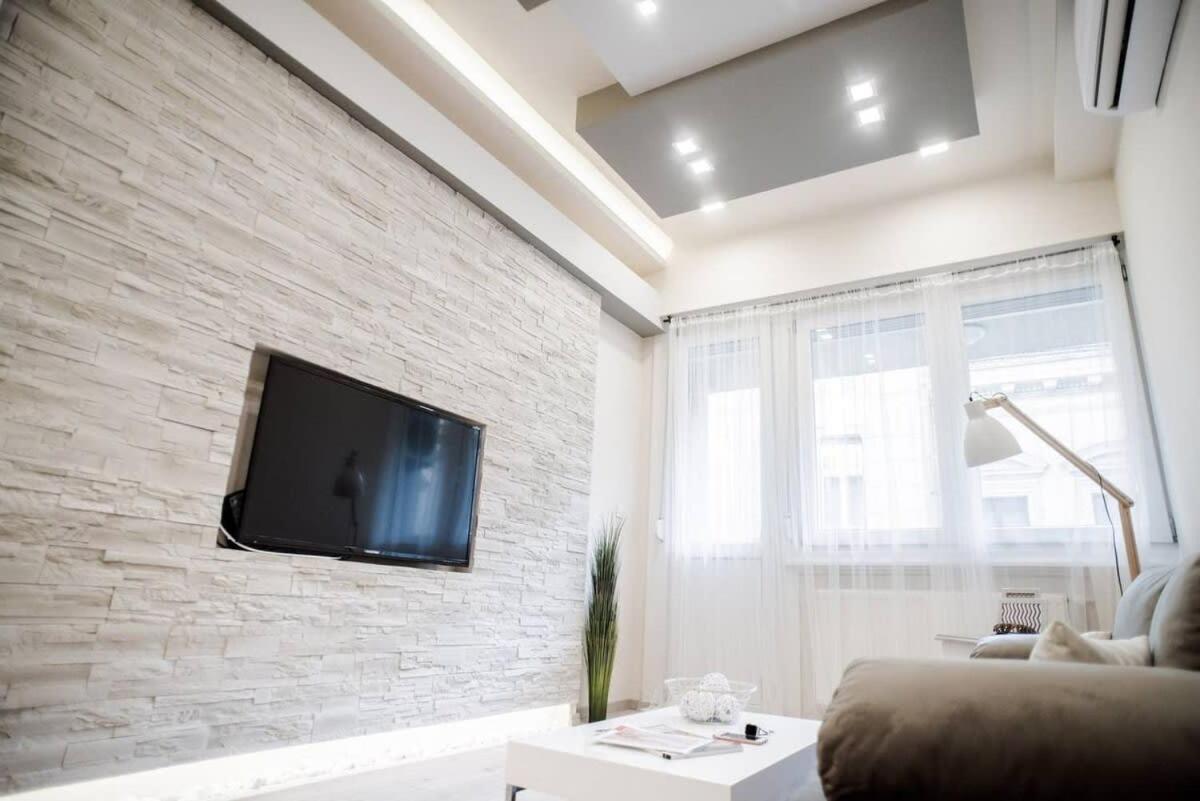 New Luxury Apartment In The Center With A/C Budapest Eksteriør billede
